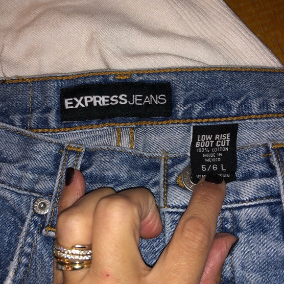 Express Denim 5/6 L Relaxed Fit Low Rise Boot Cut - Picture 2 of 5